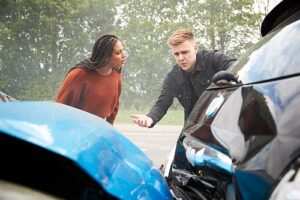 your car accident claim has better chances to succeed with a lawyer